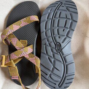 New in Box, Chaco Women Z/Cloud Sandals, Size 7, Overhaul Bronze
